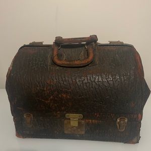 Vintage leather Doctors bag